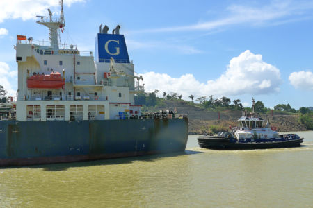 Panama-canal-43