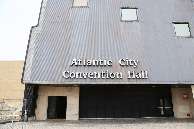 Atlantic Citys lätt bedagade konferenscenter, som ser ut att ha sett bättre dagar.