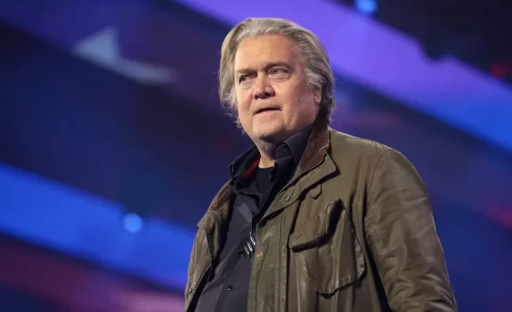 steve-bannon_gage-skidmore-e1761560830530-575x350.webp